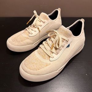 Vessi Weekend Waterproof Shoes - Men’s Size 11